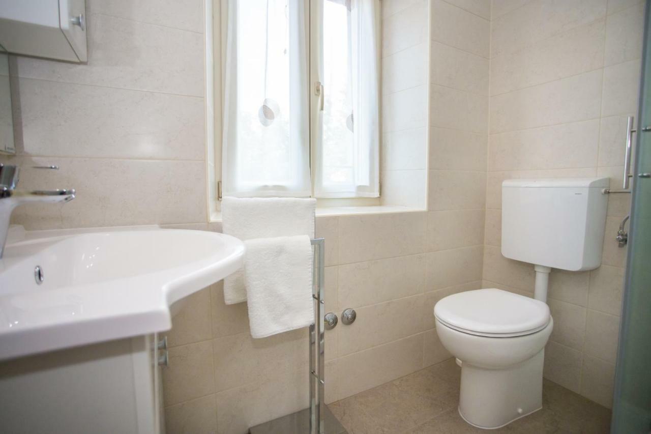 Holiday Home Zora Вишнян Экстерьер фото